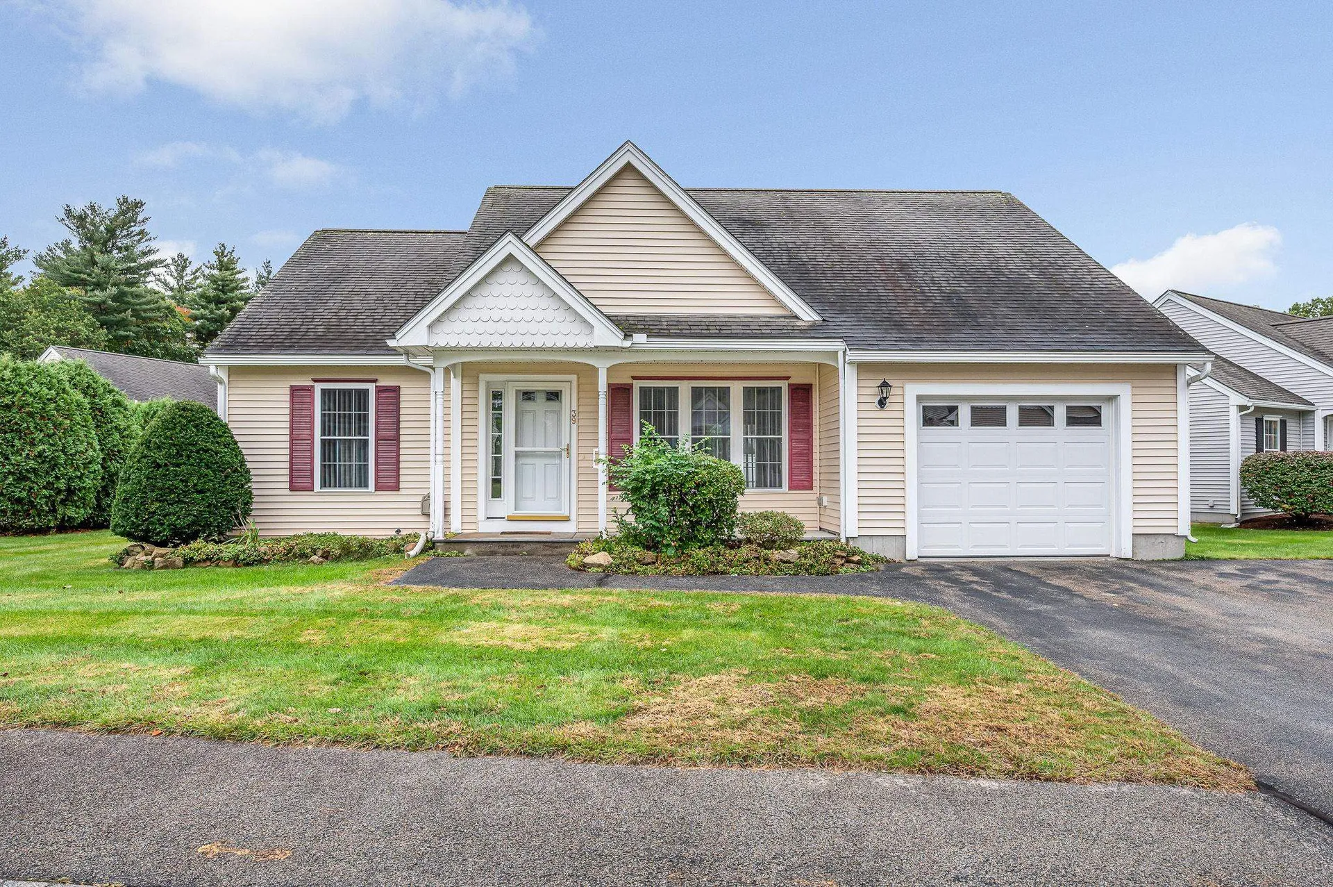 39 Westchester Court Hudson NH 03051