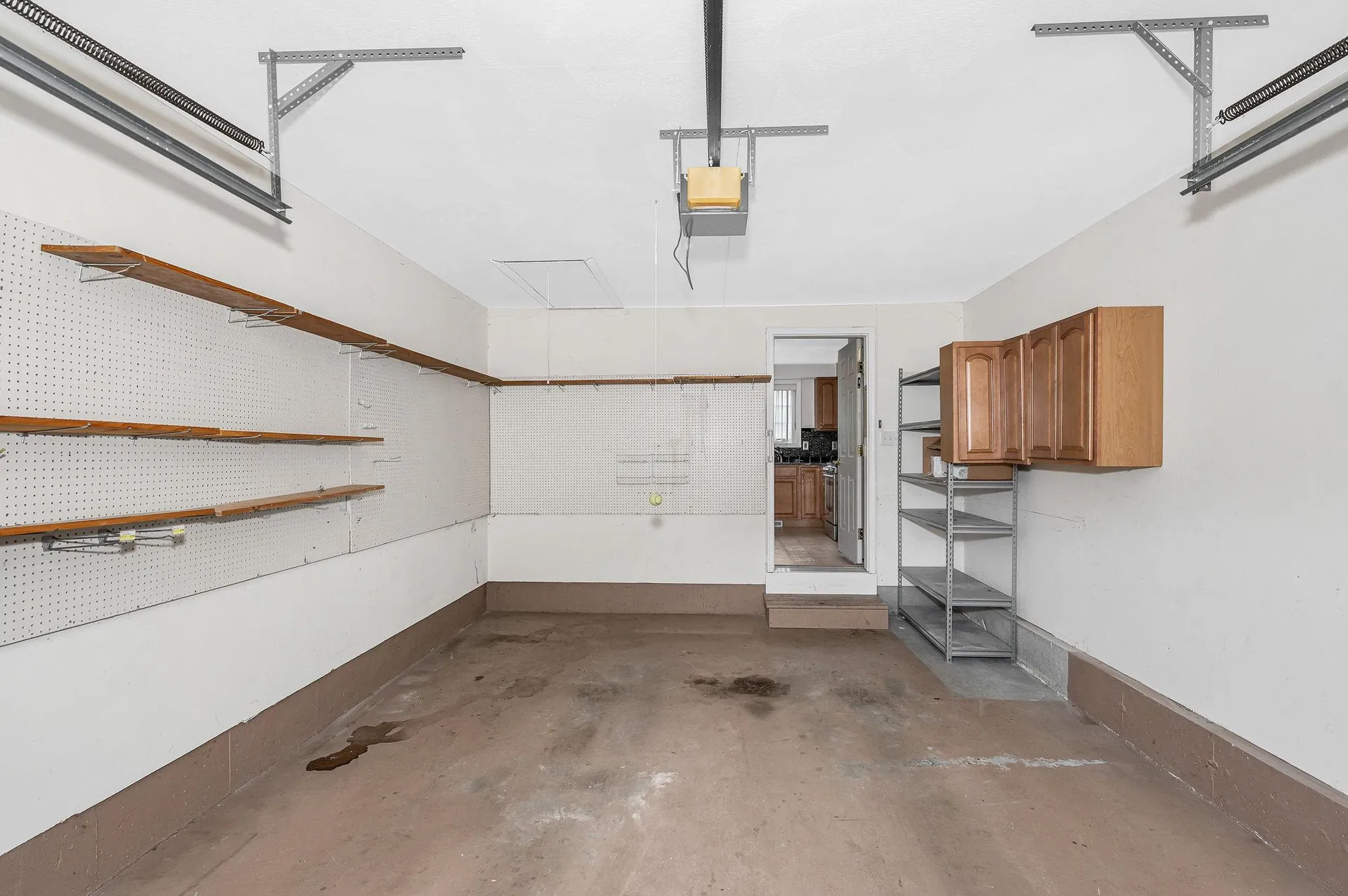 39 Westchester Court Hudson NH 03051