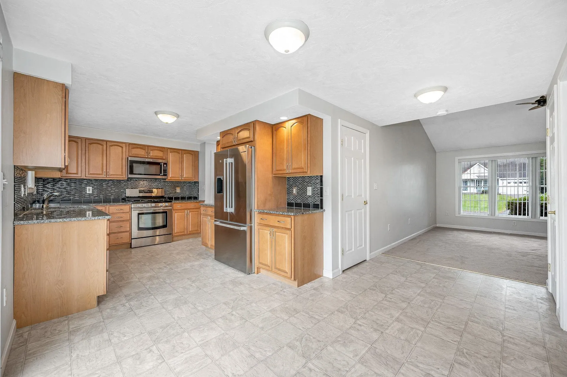 39 Westchester Court Hudson NH 03051