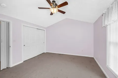 39 Westchester Court Hudson NH 03051