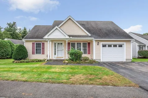 39 Westchester Court Hudson NH 03051