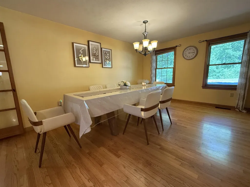 59 Middle Dunstable Road Nashua NH 03062