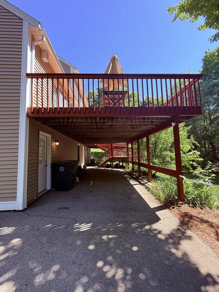 59 Middle Dunstable Road Nashua NH 03062