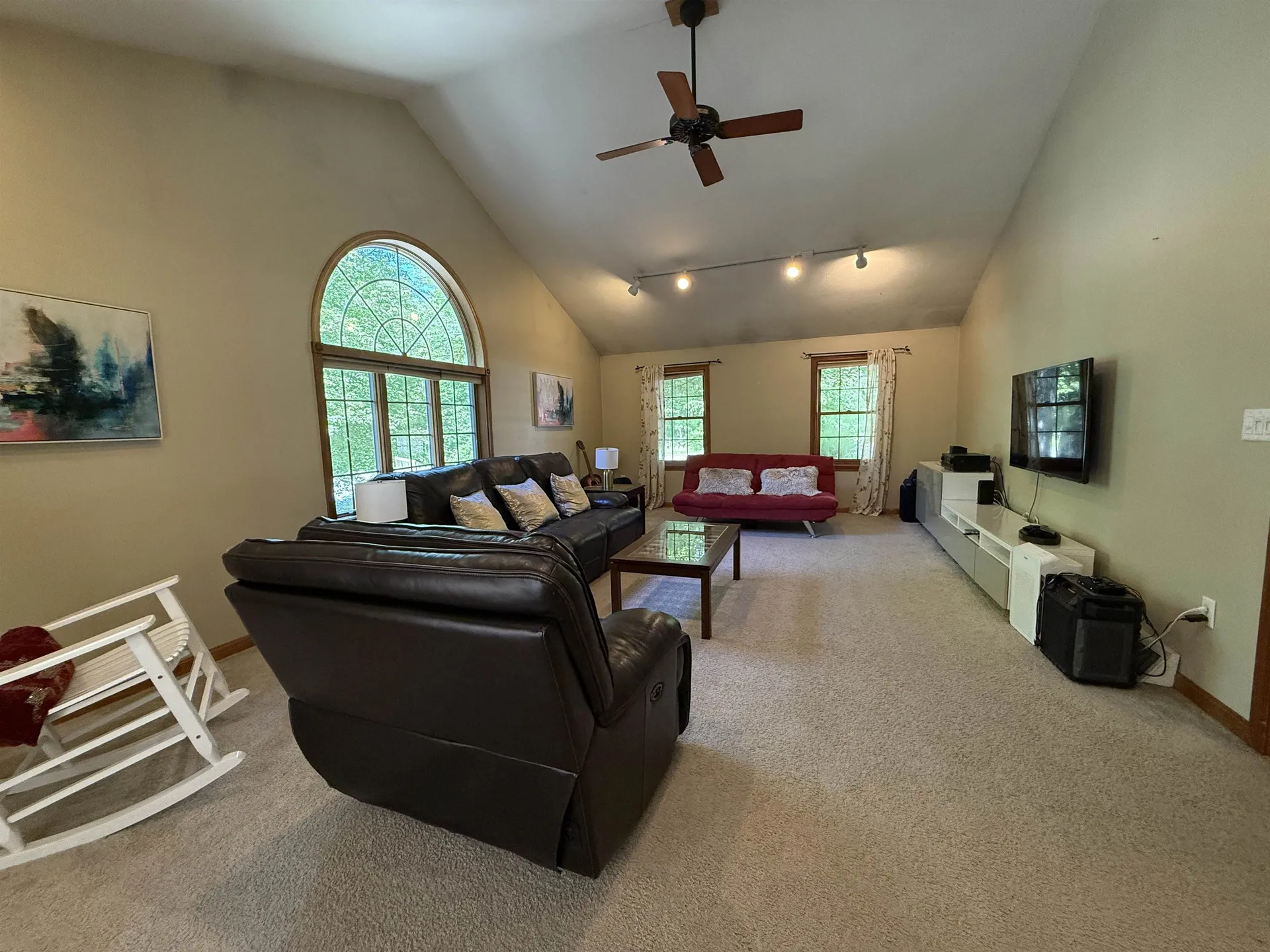59 Middle Dunstable Road Nashua NH 03062