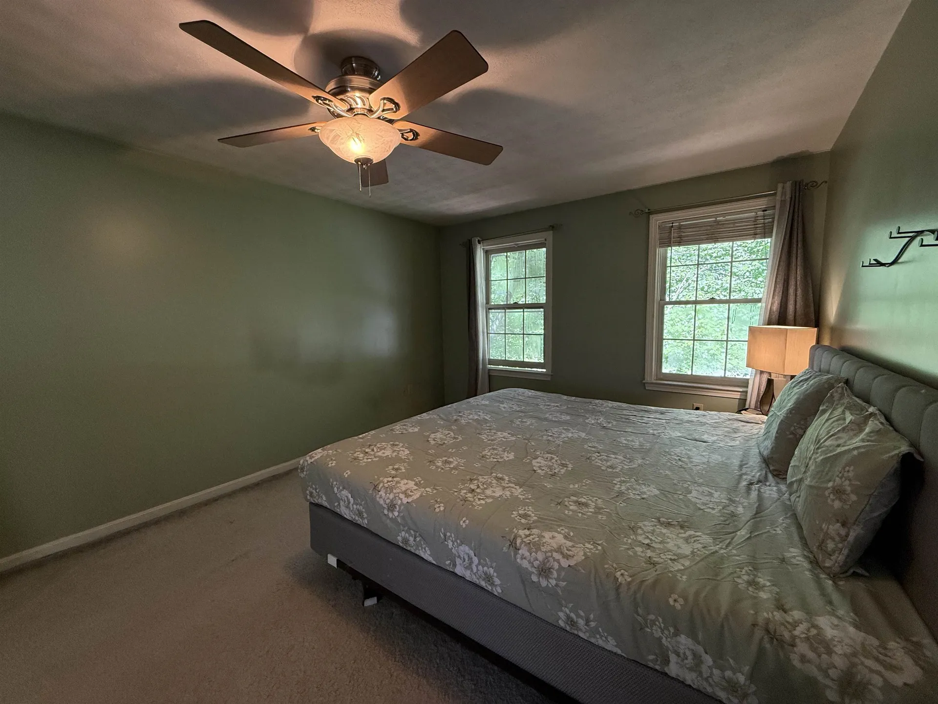 59 Middle Dunstable Road Nashua NH 03062