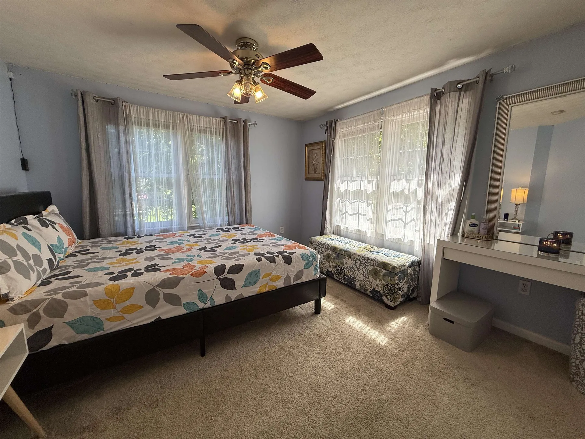 59 Middle Dunstable Road Nashua NH 03062