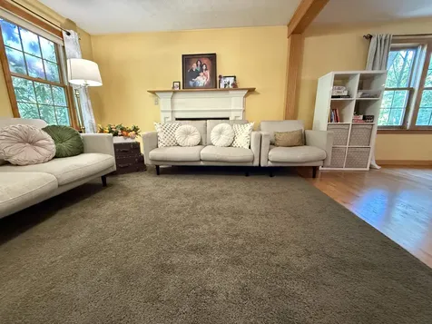 59 Middle Dunstable Road Nashua NH 03062