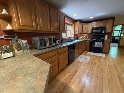 59 Middle Dunstable Road Nashua NH 03062