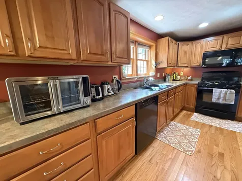 59 Middle Dunstable Road Nashua NH 03062