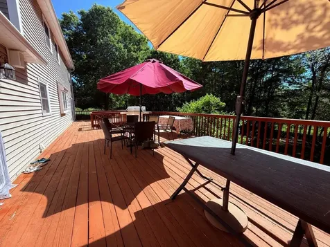 59 Middle Dunstable Road Nashua NH 03062