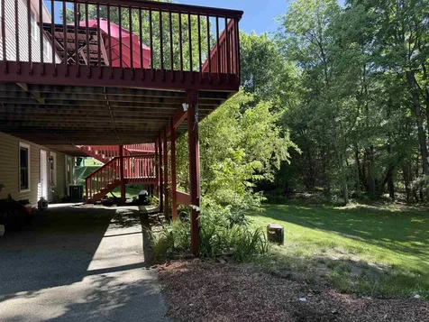 59 Middle Dunstable Road Nashua NH 03062