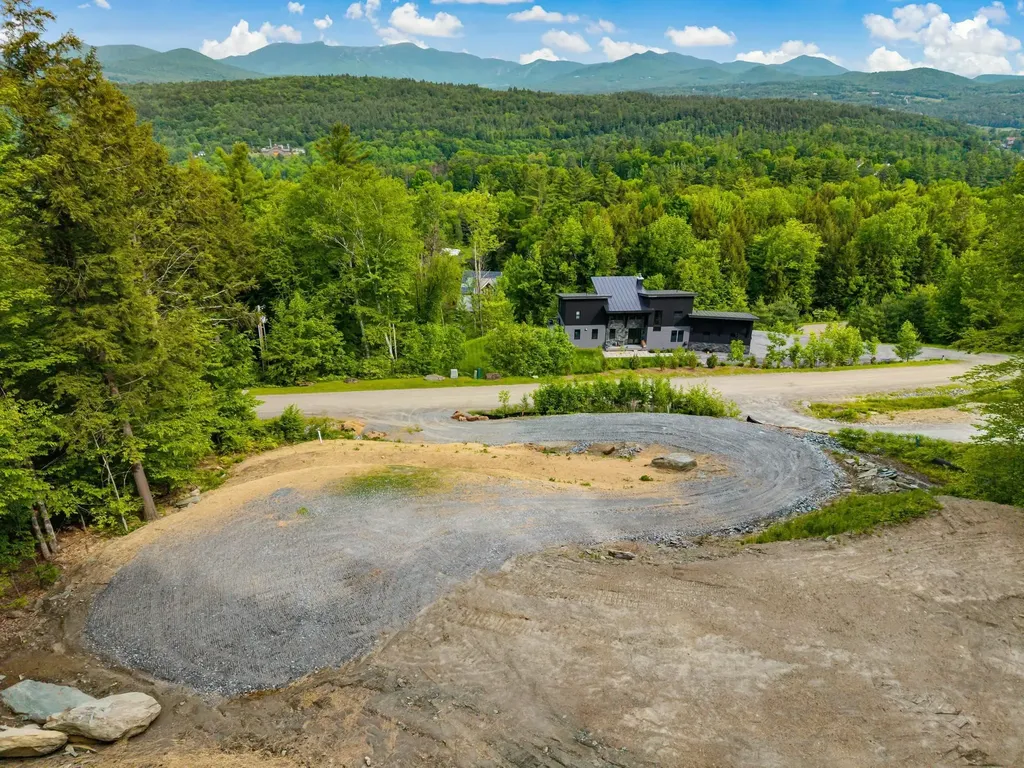 195 Summit View Drive Stowe VT 05672