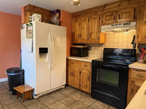 87 Clay Hill Road Claremont NH 03745