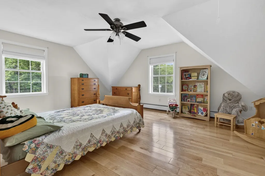 1 Settlement Circle Rollinsford NH 03869