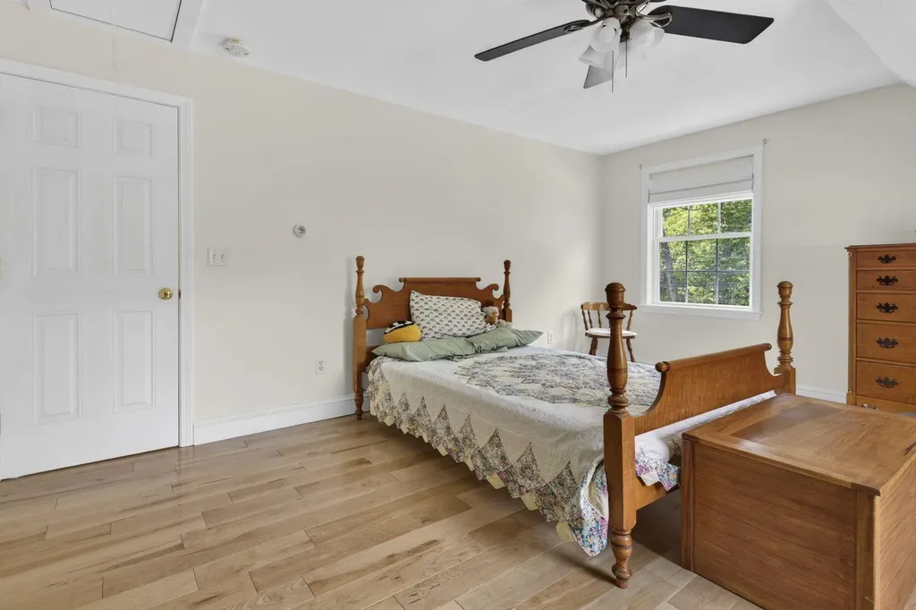 1 Settlement Circle Rollinsford NH 03869