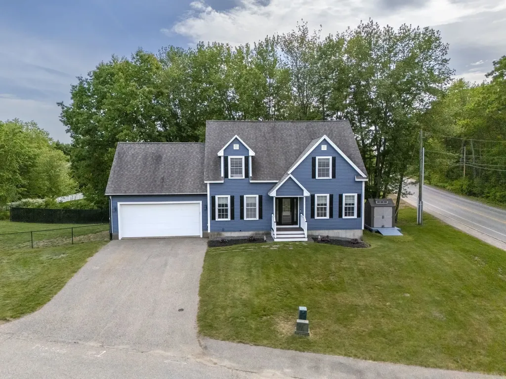 1 Settlement Circle Rollinsford NH 03869