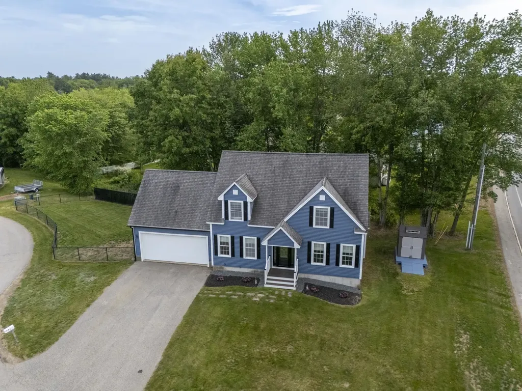 1 Settlement Circle Rollinsford NH 03869