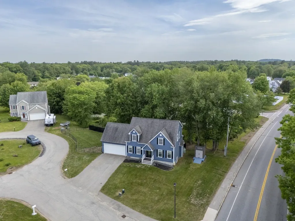 1 Settlement Circle Rollinsford NH 03869
