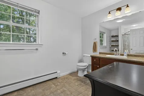 1 Settlement Circle Rollinsford NH 03869