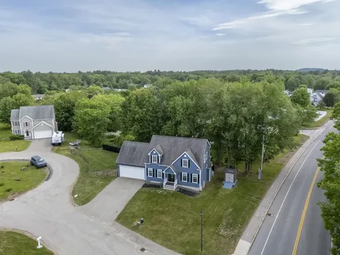 1 Settlement Circle Rollinsford NH 03869