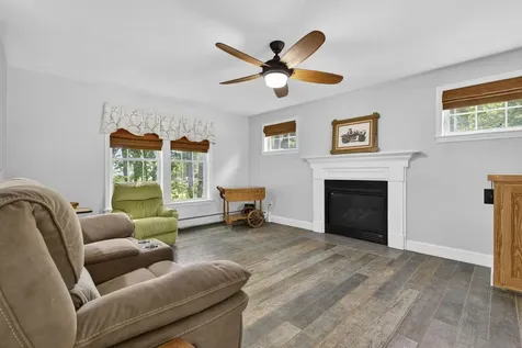 1 Settlement Circle Rollinsford NH 03869