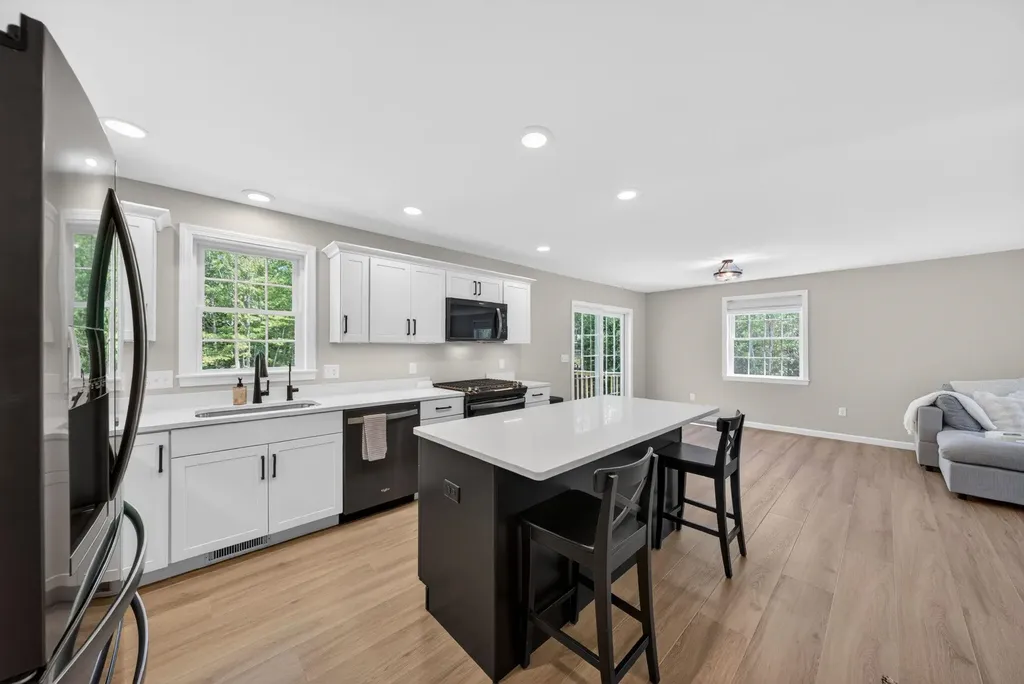 47 Chestnut Drive Allenstown NH 03275