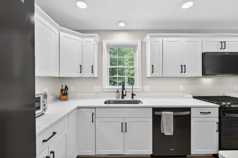 47 Chestnut Drive Allenstown NH 03275