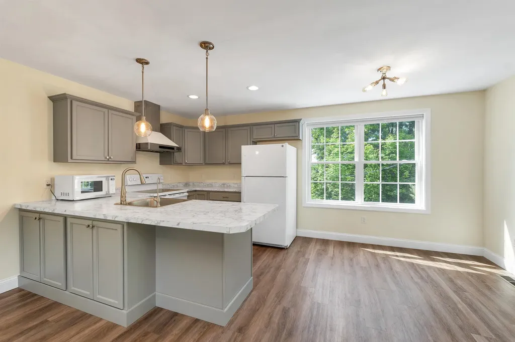 16 Palm Lane Alton NH 03809