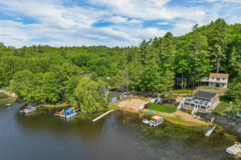 16 Palm Lane Alton NH 03809