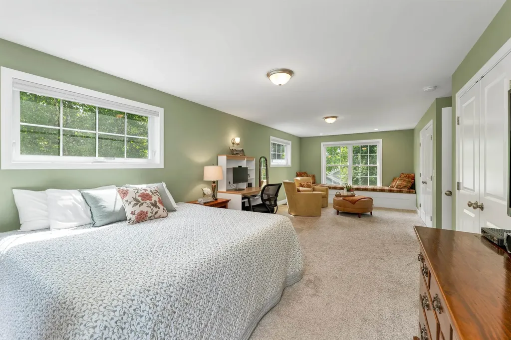 16 Palm Lane Alton NH 03809
