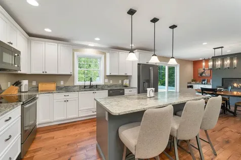 16 Palm Lane Alton NH 03809
