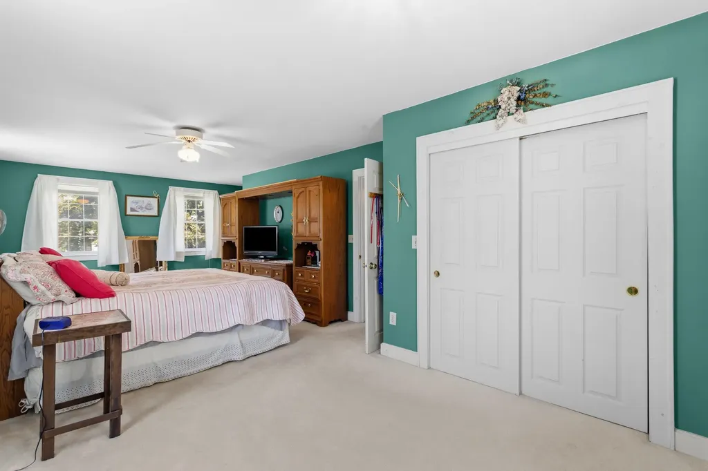 611 Coolidge Avenue Manchester NH 03102
