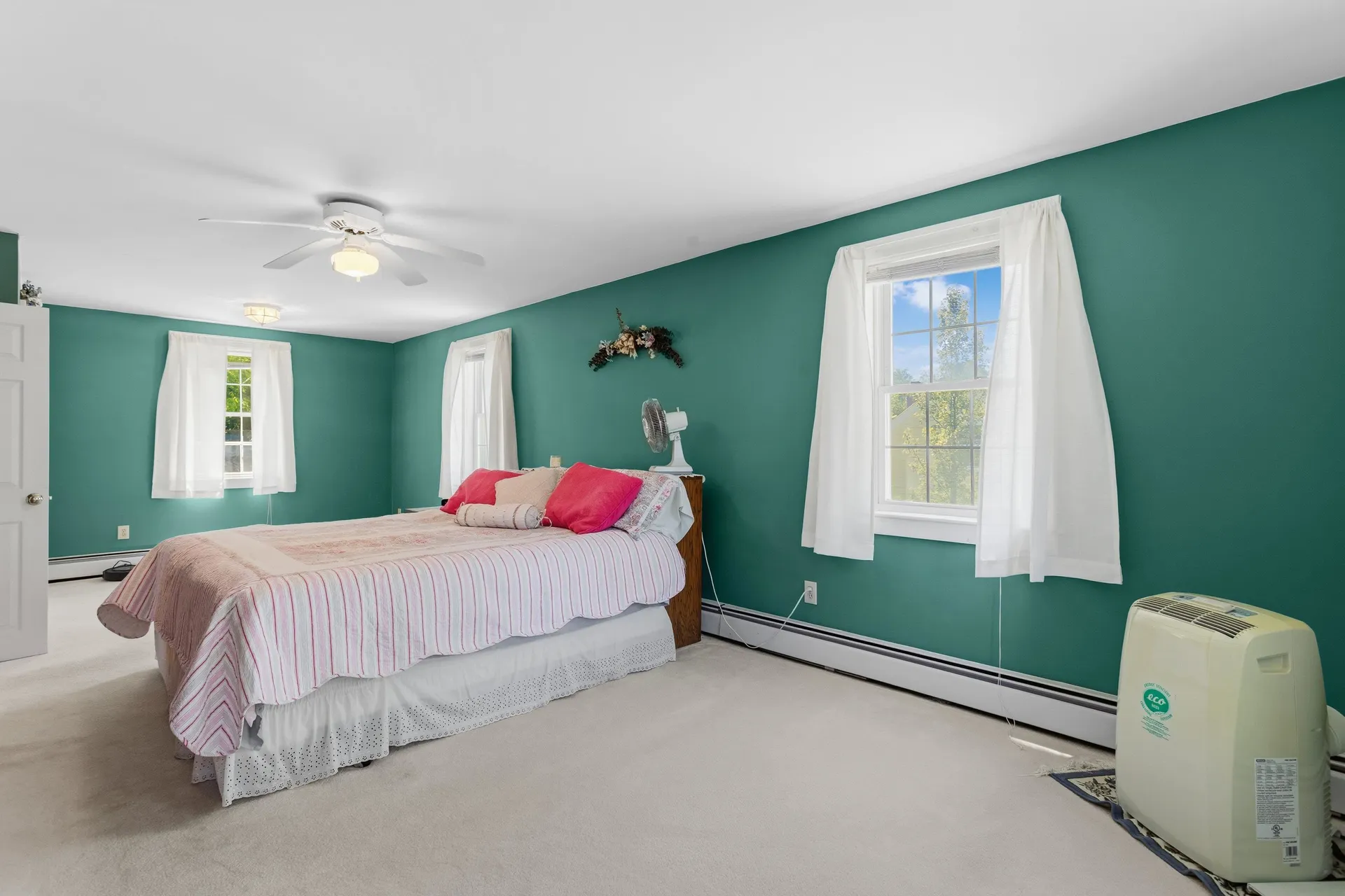 611 Coolidge Avenue Manchester NH 03102