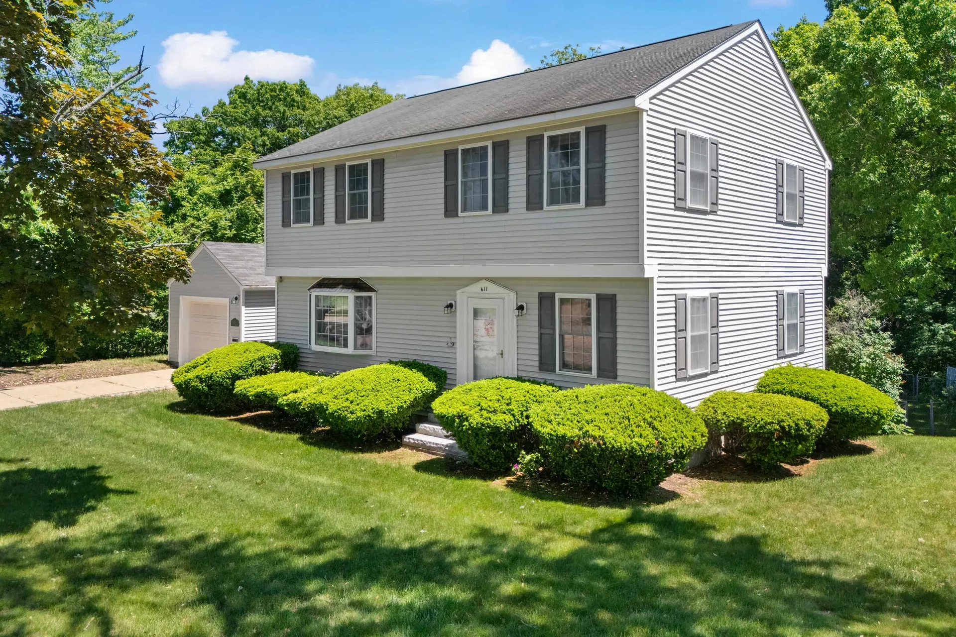611 Coolidge Avenue Manchester NH 03102