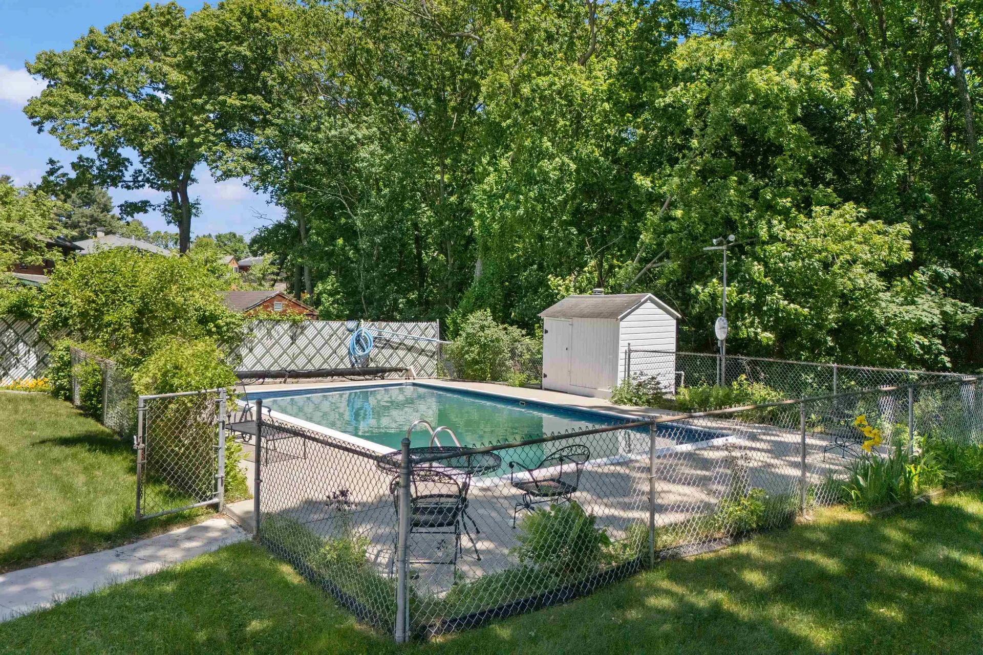 611 Coolidge Avenue Manchester NH 03102