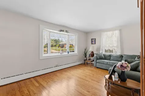 611 Coolidge Avenue Manchester NH 03102