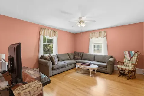 611 Coolidge Avenue Manchester NH 03102