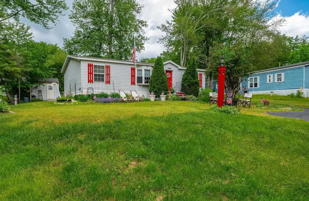 446 Emerald Drive Barrington NH 03825