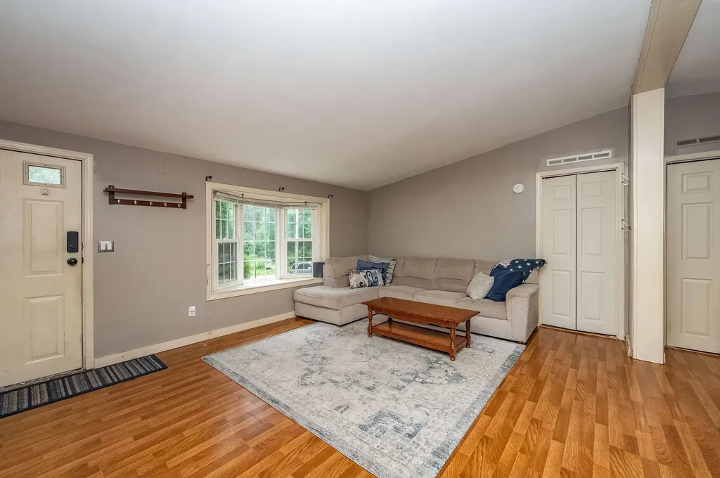 446 Emerald Drive Barrington NH 03825