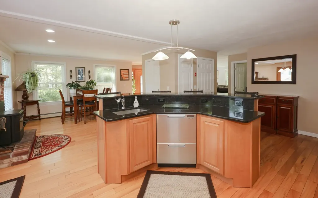 20 Purington Lane Hampton NH 03842