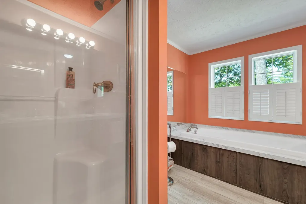 62 Mansfield Woods Way New Hampton NH 03256