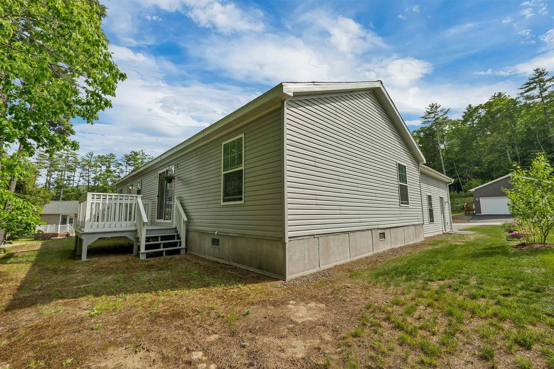 62 Mansfield Woods Way New Hampton NH 03256