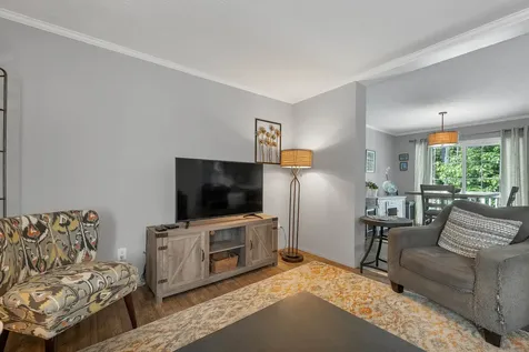 62 Mansfield Woods Way New Hampton NH 03256