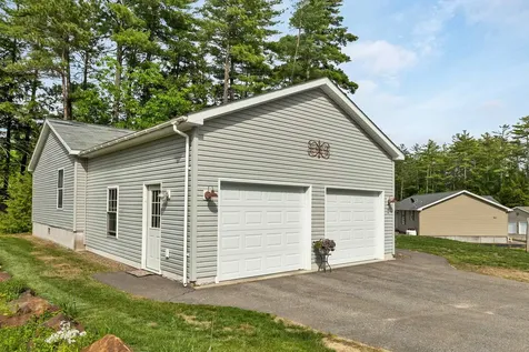 62 Mansfield Woods Way New Hampton NH 03256