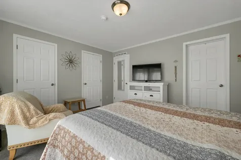 62 Mansfield Woods Way New Hampton NH 03256