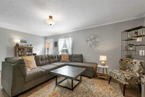 62 Mansfield Woods Way New Hampton NH 03256
