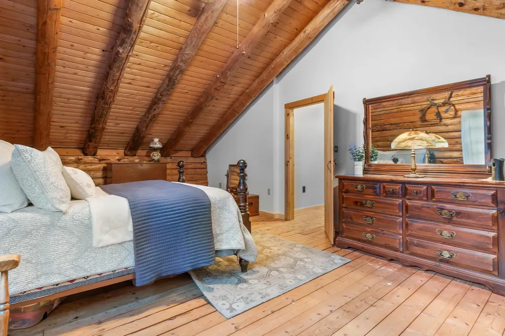24 Cate Road Deerfield NH 03037