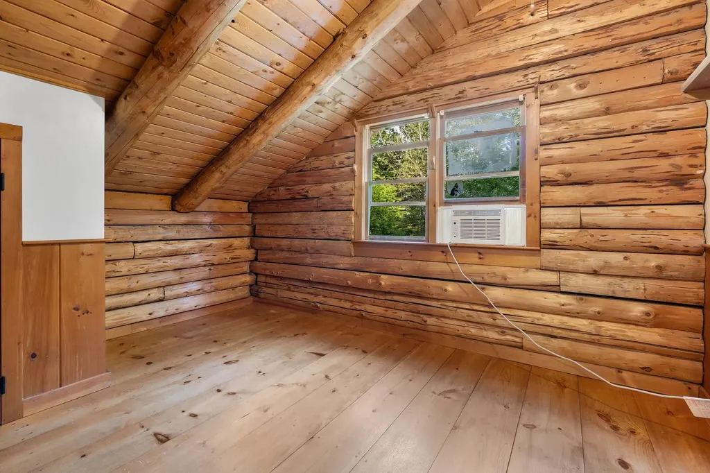 24 Cate Road Deerfield NH 03037