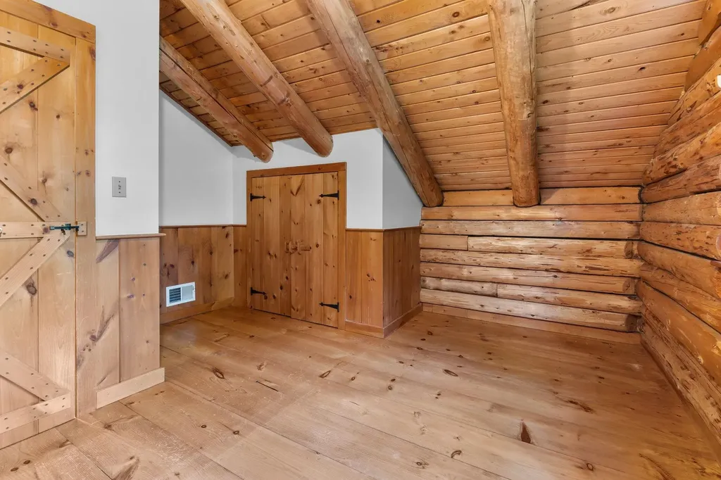 24 Cate Road Deerfield NH 03037