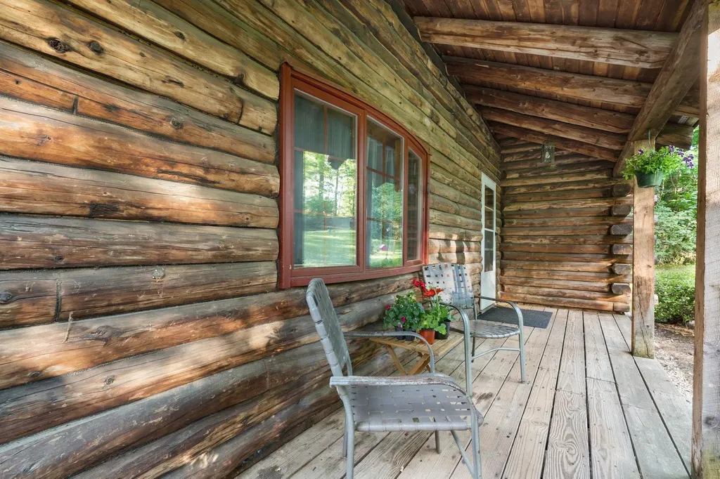 24 Cate Road Deerfield NH 03037